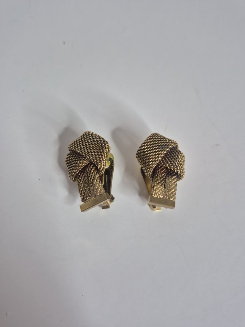 Vintage Gold Tone Mesh Design Clip on Earrings: Signed Hobe